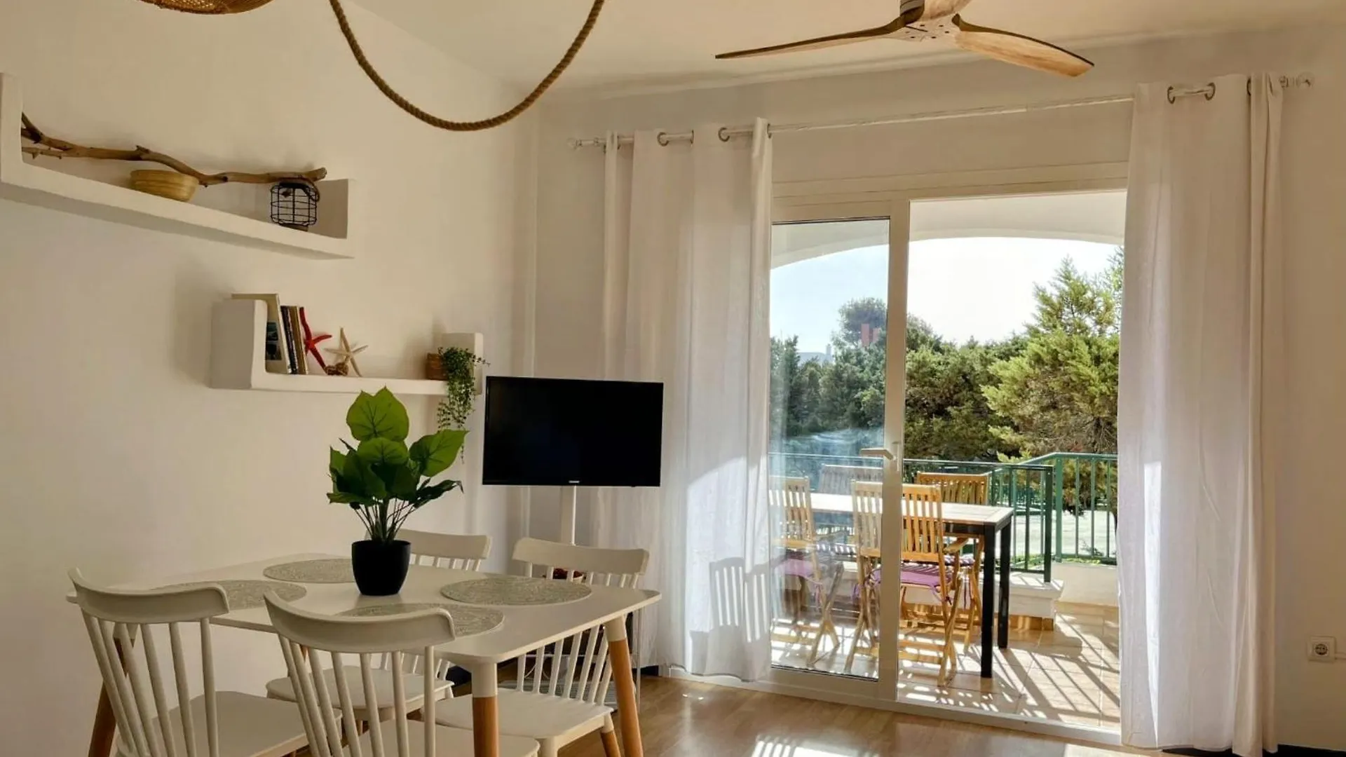 Daire Biniforcat Apartamento 33 Cala en Forcat İspanya